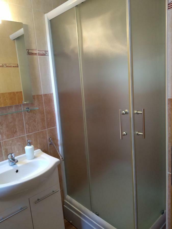 Apartments Palit 라브 외부 사진