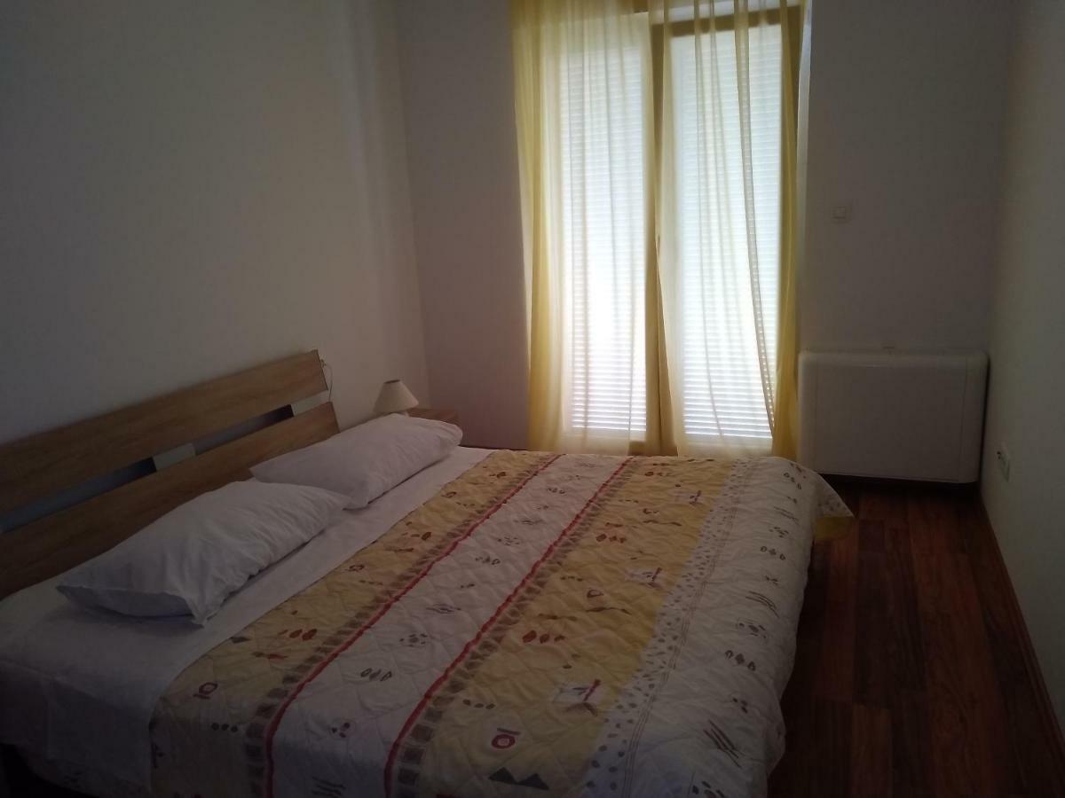 Apartments Palit 라브 외부 사진