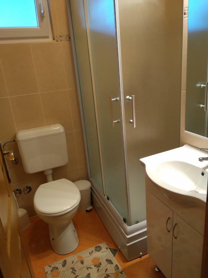 Apartments Palit 라브 외부 사진