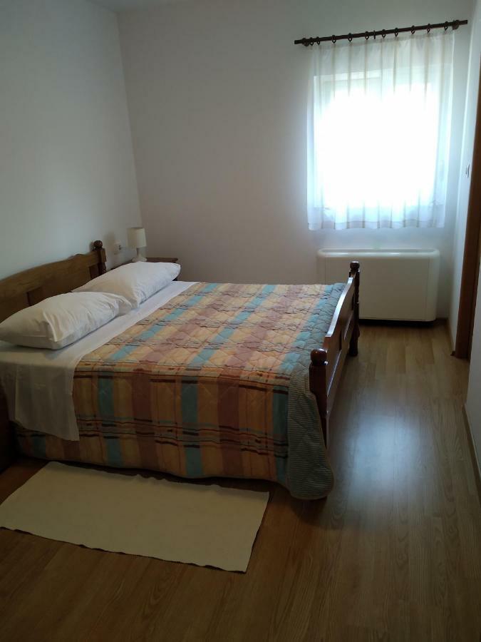 Apartments Palit 라브 외부 사진