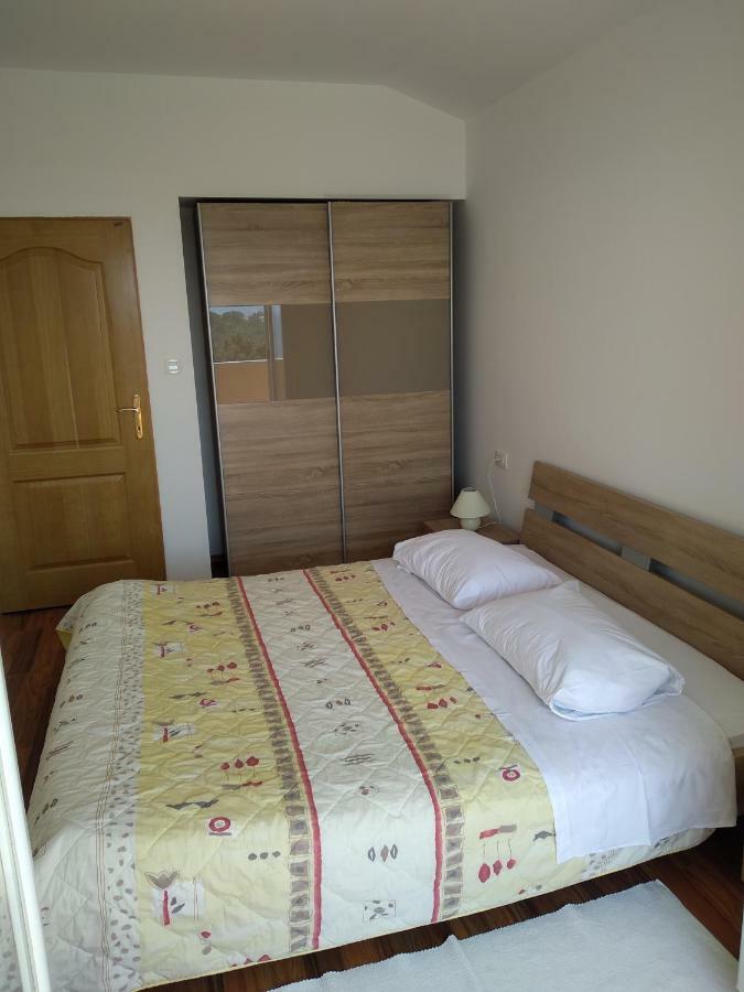 Apartments Palit 라브 외부 사진